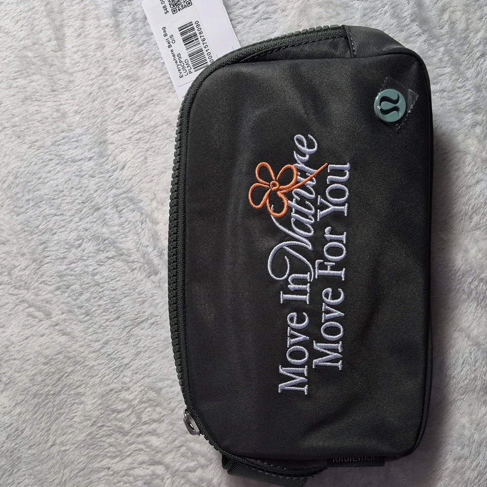 Lululemon Belt Bag Move In Nature 1L NWT - Picture 5 of 12